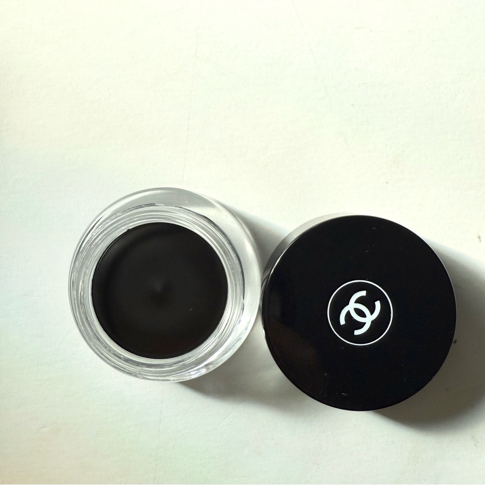 CHANEL Intense Black Gel Eyeliner